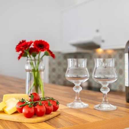 Apartamento Cor Do Mar - Sunny, Clean And Spacious Apartment With Sea View, In Alvor - Very Close Walking Distance To The Beach And Alvor Village Extérieur photo