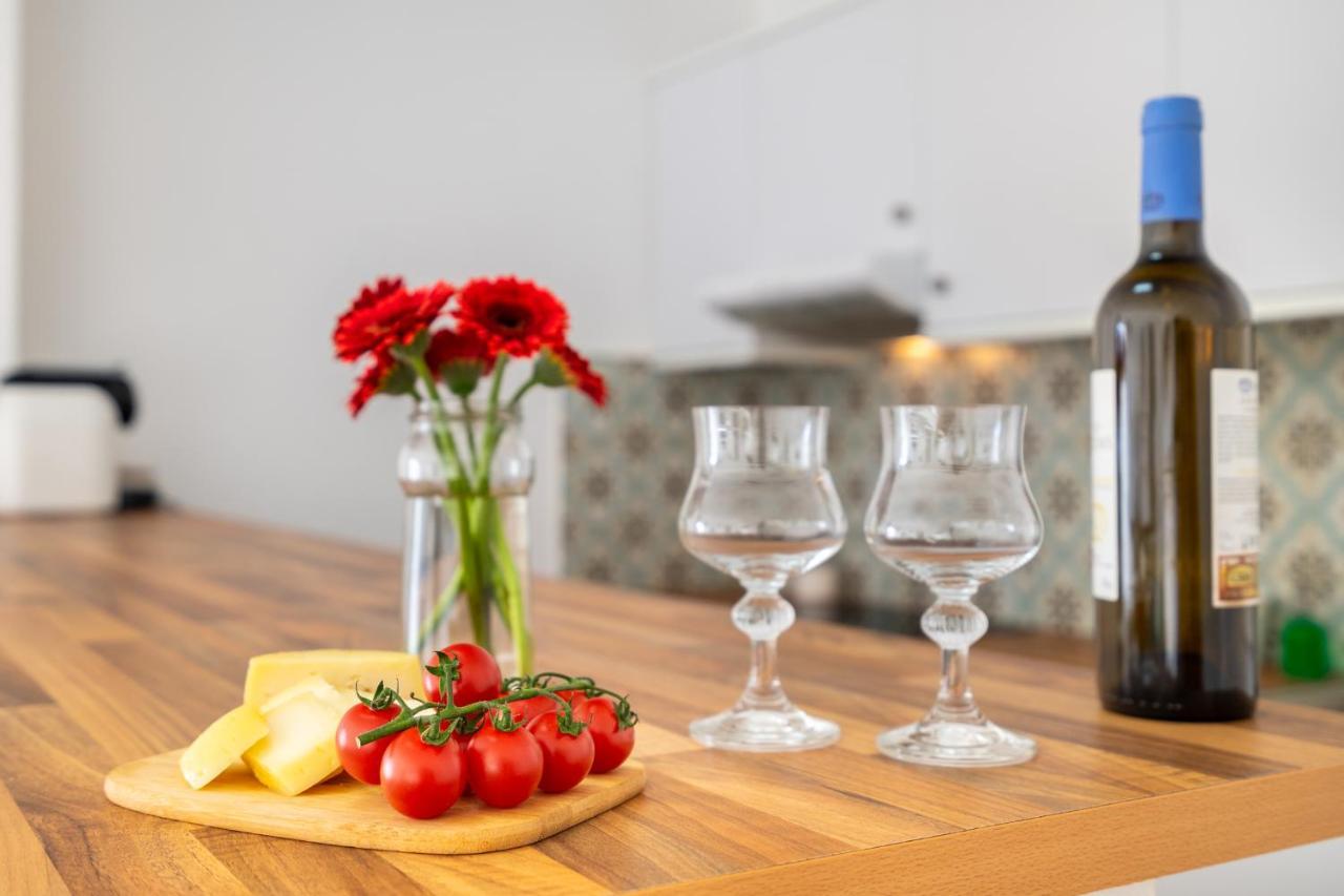 Apartamento Cor Do Mar - Sunny, Clean And Spacious Apartment With Sea View, In Alvor - Very Close Walking Distance To The Beach And Alvor Village Extérieur photo