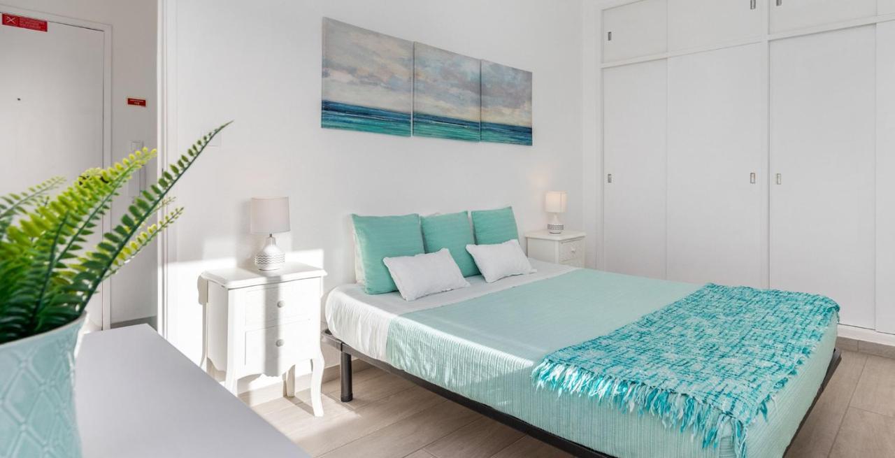 Apartamento Cor Do Mar - Sunny, Clean And Spacious Apartment With Sea View, In Alvor - Very Close Walking Distance To The Beach And Alvor Village Extérieur photo
