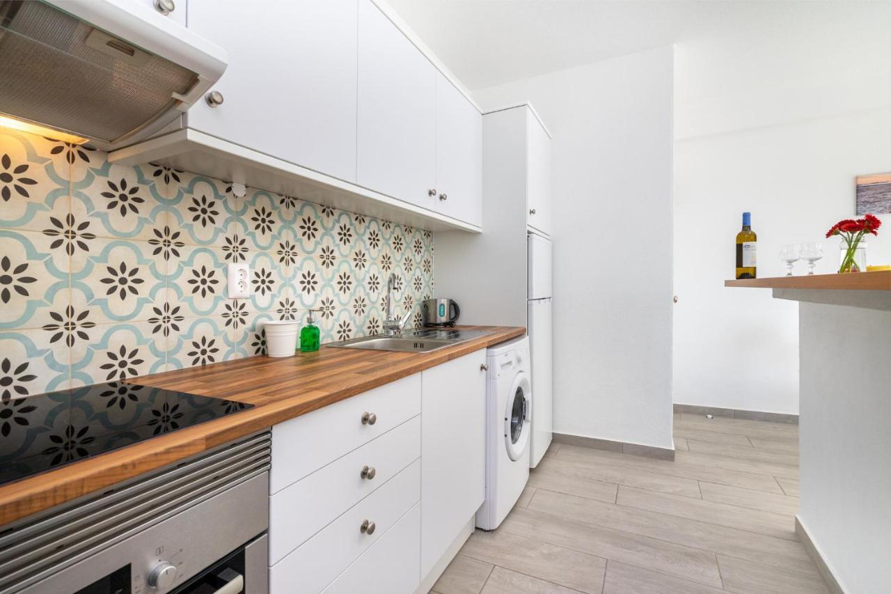 Apartamento Cor Do Mar - Sunny, Clean And Spacious Apartment With Sea View, In Alvor - Very Close Walking Distance To The Beach And Alvor Village Extérieur photo