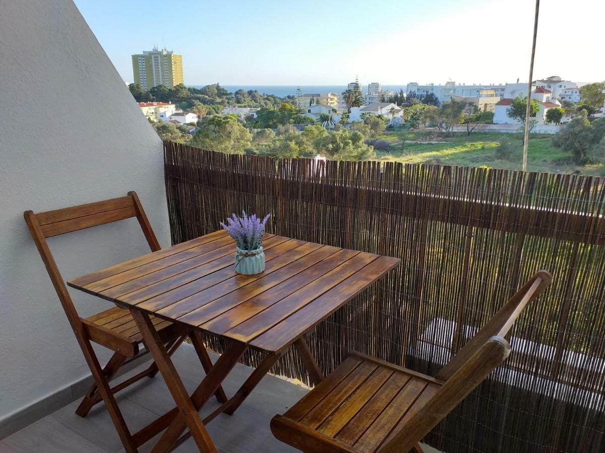 Apartamento Cor Do Mar - Sunny, Clean And Spacious Apartment With Sea View, In Alvor - Very Close Walking Distance To The Beach And Alvor Village Extérieur photo
